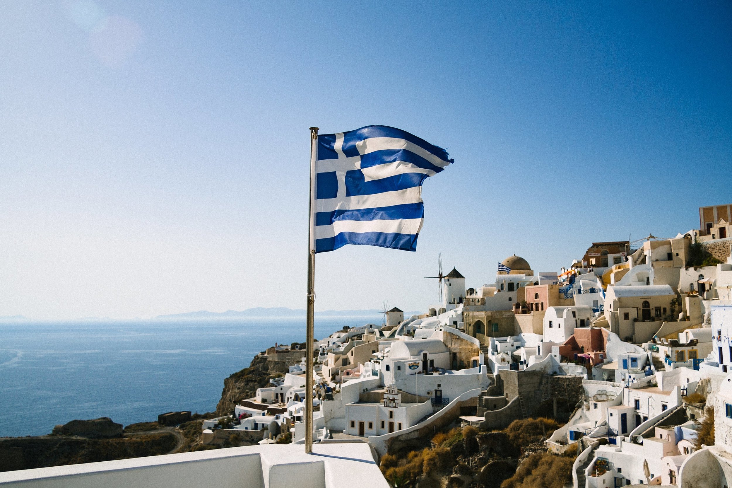  The town of Oia at the northern end of the island of Santorini. 